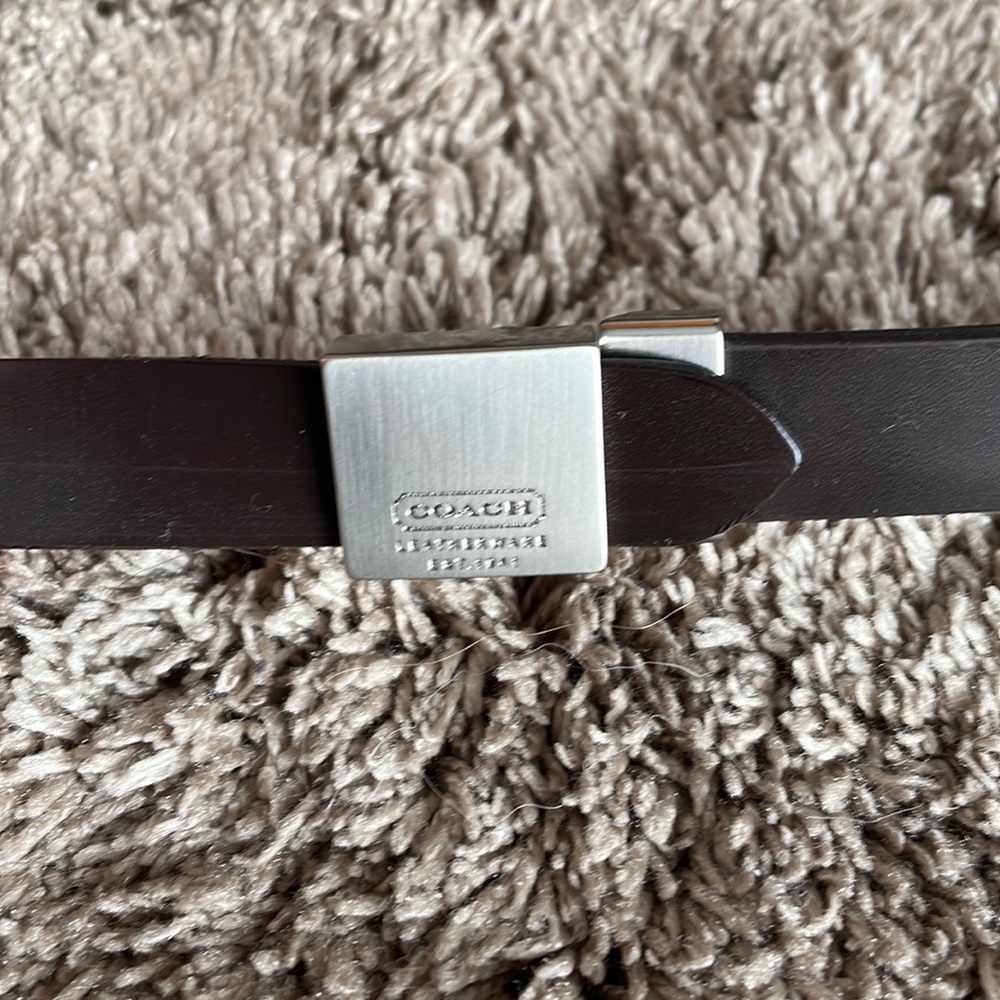 Coach Skinny leather belt, women’s, brown, SMALL
